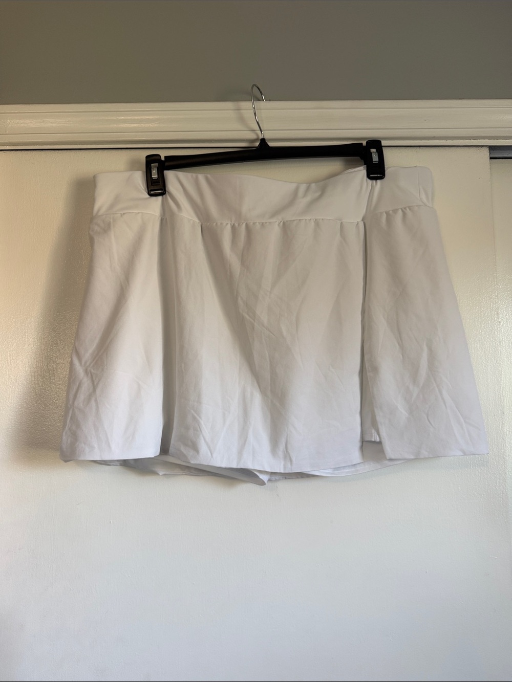 Fabletics White Athletic Skort with Built-In Shorts